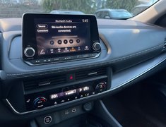 2023 Nissan Rogue SV Moonroof