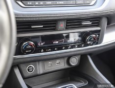 2023 Nissan Rogue SV // MIDNIGHT EDITION