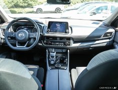 2023 Nissan Rogue SV AWD // MOONROOF
