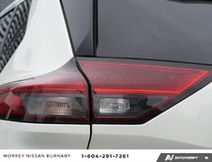 2023 Nissan Rogue SV AWD // MOONROOF