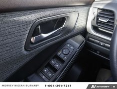 2023 Nissan Rogue SV AWD // 2.99% FINANCING!
