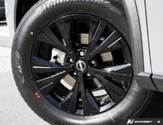 2023 Nissan Rogue SV AWD // MIDNIGHT EDITION