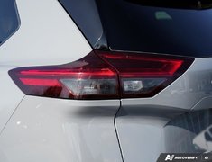 2023 Nissan Rogue SV AWD // MIDNIGHT EDITION