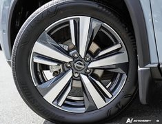 2023 Nissan Rogue PLATINUM // 2.99% FINANCING