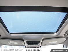 2023 Nissan Rogue SL // 2.99% FINANCING