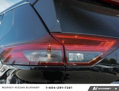 2023 Nissan Rogue SL // 2.99% FINANCING