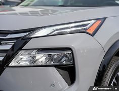 2024 Nissan Rogue PLATINUM // 2.99% FINANCING