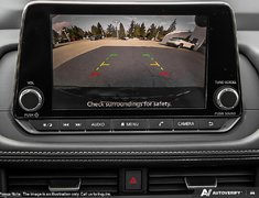 2025 Nissan Rogue SV MOONROOF