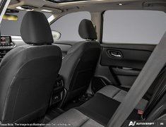 2025 Nissan Rogue SV MOONROOF