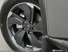 2026 Nissan Rogue SV Moonroof