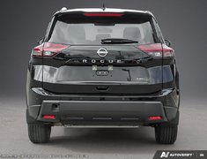 2026 Nissan Rogue SV Moonroof