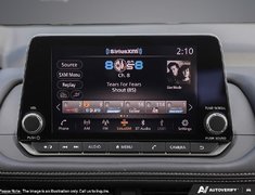 2026 Nissan Rogue SV Moonroof