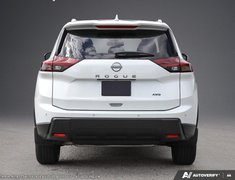 2026 Nissan Rogue SV Moonroof