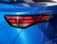 2020 Nissan Sentra SV CVT