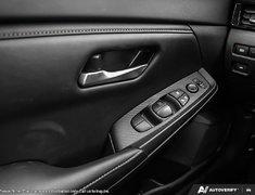 2025 Nissan Sentra SV MOONROOF