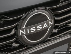 2025 Nissan Sentra SV MOONROOF