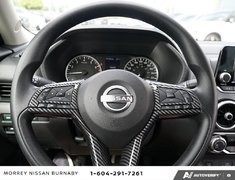 2025 Nissan Sentra CVT // LOW KMS!
