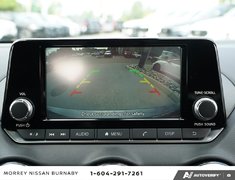 2025 Nissan Sentra CVT // LOW KMS!