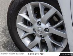 2019 Nissan Versa Note SV CVT + LOW KMS