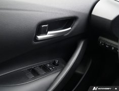 2024 Toyota Corolla SE // LOW KMS