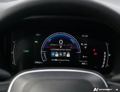 2024 Toyota Corolla SE // LOW KMS