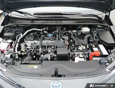 2024 Toyota Corolla SE // LOW KMS