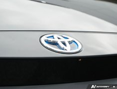 2024 Toyota Corolla SE // LOW KMS