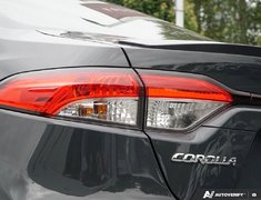 2024 Toyota Corolla SE // LOW KMS
