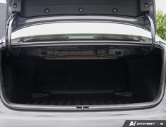 2024 Toyota Corolla SE // LOW KMS