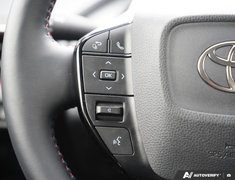 2026 Toyota Prius Plug-In Hybrid SE // ONLY 4100 KMS!