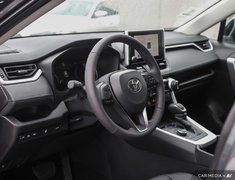 2025 Toyota RAV4 HYBRID XLE PREMIUM