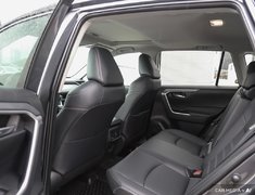 2025 Toyota RAV4 HYBRID XLE PREMIUM