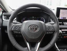 2025 Toyota RAV4 HYBRID XLE PREMIUM