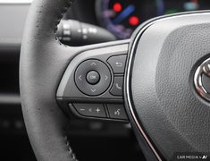 2025 Toyota RAV4 HYBRID XLE PREMIUM