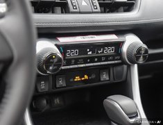 2025 Toyota RAV4 HYBRID XLE PREMIUM