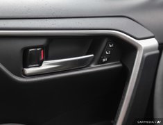 2025 Toyota RAV4 HYBRID XLE PREMIUM