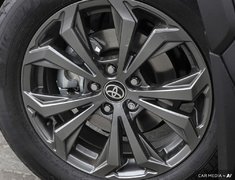2025 Toyota RAV4 HYBRID XLE PREMIUM