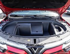 2023 VinFast VF 8 Plus