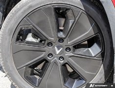 2023 VinFast VF 8 Plus