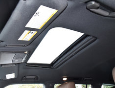 2023 Nissan Armada Platinum Captain's Chairs