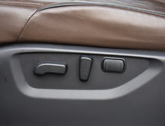 2023 Nissan Armada Platinum Captain's Chairs