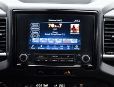 2023 Nissan Frontier CREW CAB SV 4x4  NISSAN CANADA CERTIFIED PRE OWNED