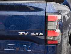 2023 Nissan Frontier CREW CAB SV 4x4  NISSAN CANADA CERTIFIED PRE OWNED