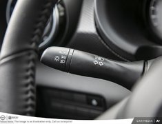 2025 Nissan Kicks Play SV