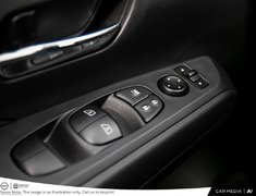 2025 Nissan Kicks Play SV