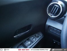 2025 Nissan Kicks Play SV NISSAN CANADA CERTIFIED PRE OWNED