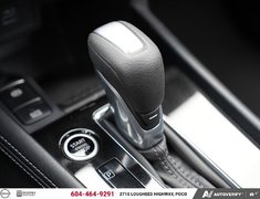2025 Nissan Kicks Play SV NISSAN CANADA CERTIFIED PRE OWNED