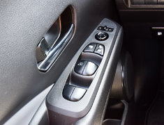 2022 Nissan Kicks SR PREMIUM NISSAN CERTIFIED PRE OWNED
