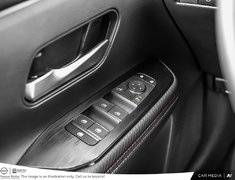 2025 Nissan Kicks SR AWD