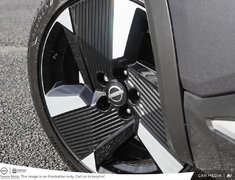 2025 Nissan Kicks SR AWD